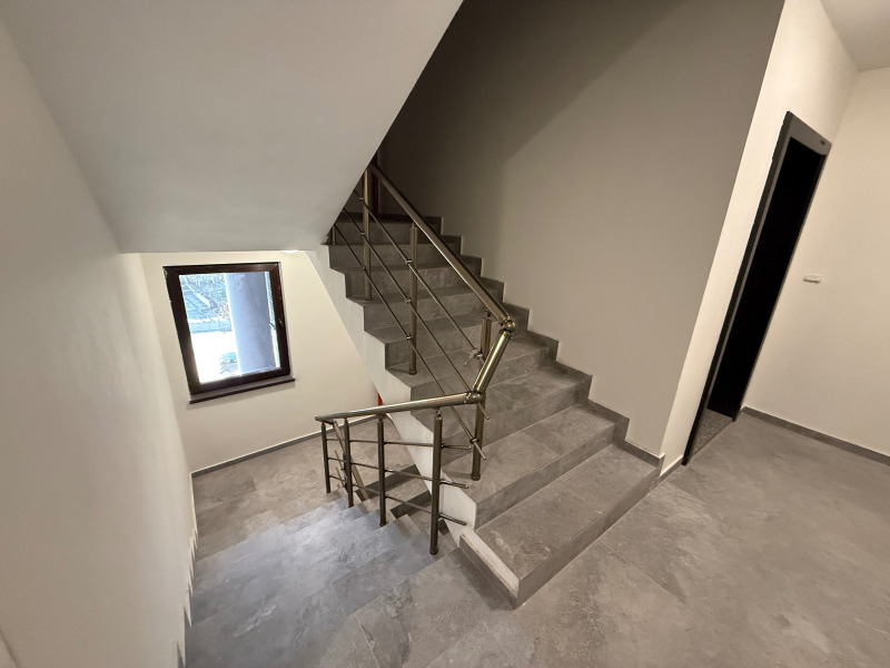 Продава 3-СТАЕН, гр. Плевен, Широк център, снимка 13 - Апартаменти - 53008924