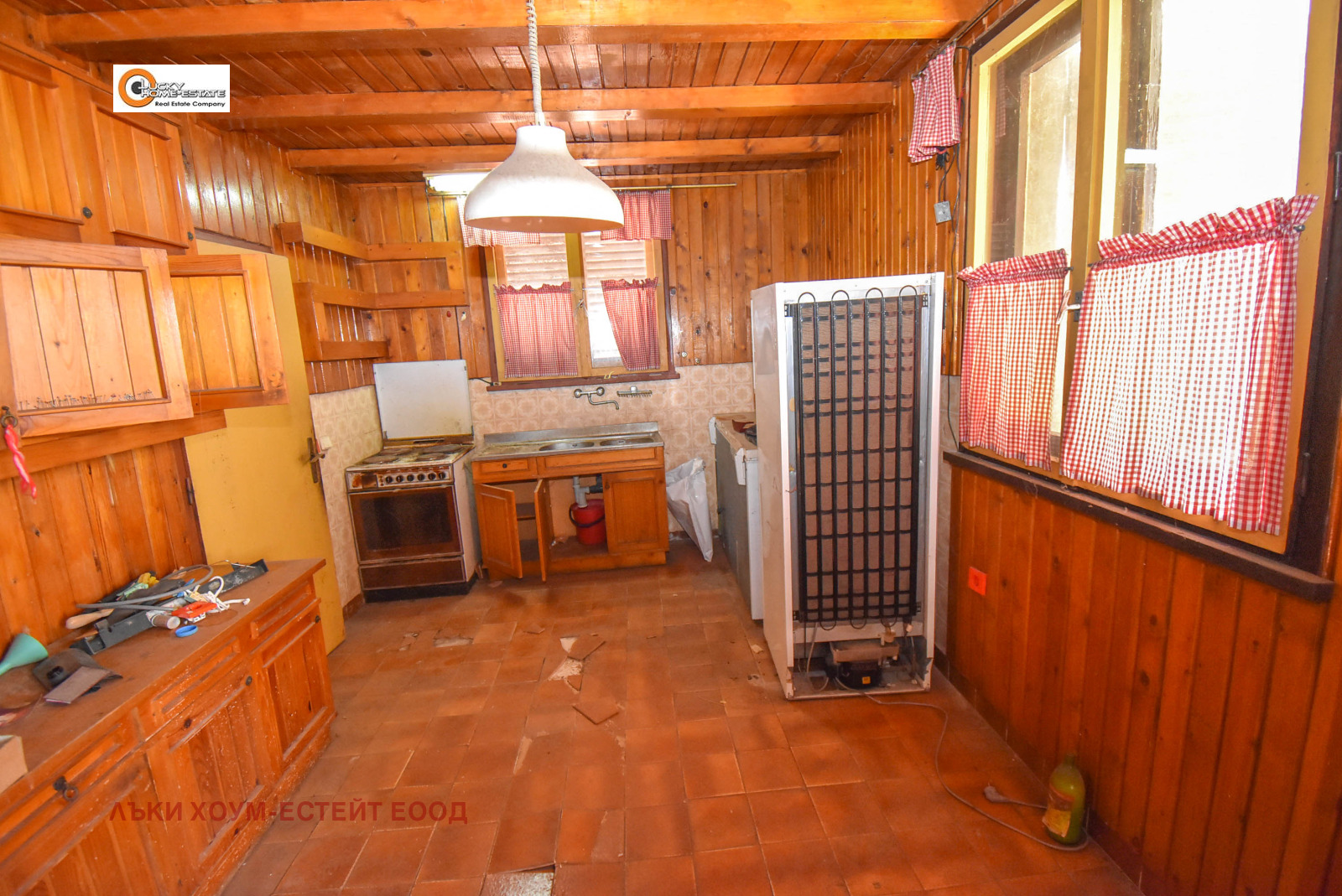 Продава КЪЩА, с. Прибой, област Перник, снимка 9 - Къщи - 53616125