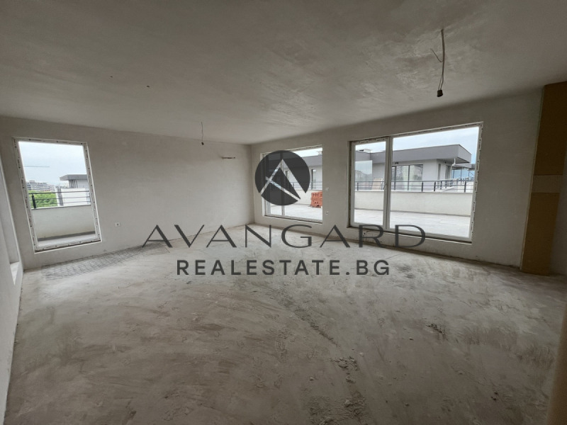 Продава 3-СТАЕН в град Пловдив, Остромила - 205 кв.м / 204 599 € » 400 160.86 лв., АВАНГАРД РИЪЛ ЕСТЕЙТ