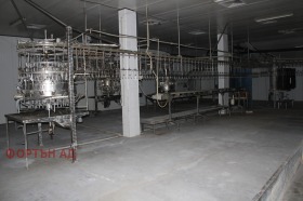 Industrie gebouw Kravoder, regio Vratsa 11