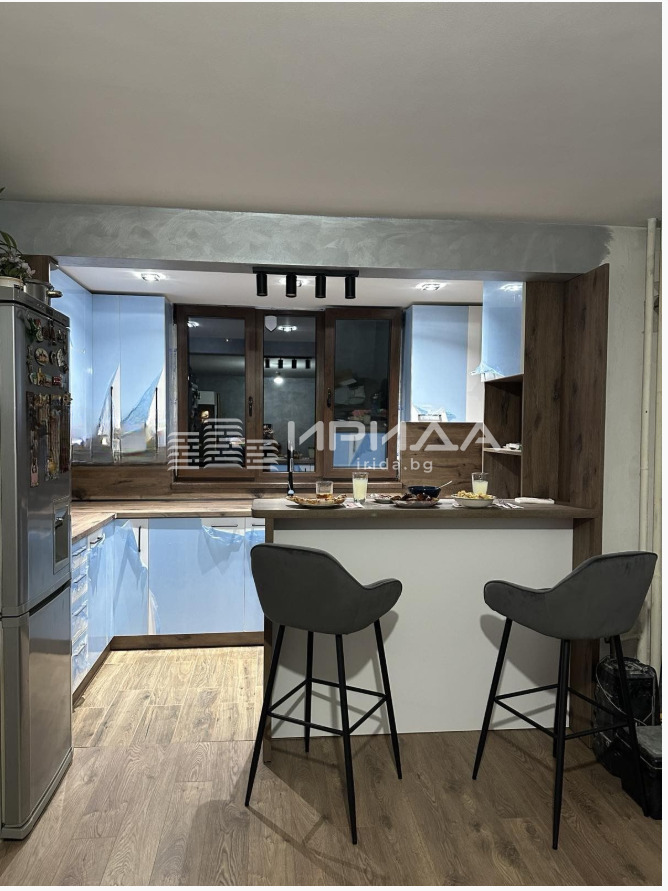 Продава 3-СТАЕН, гр. София, Света Троица, снимка 2 - Апартаменти - 55510305