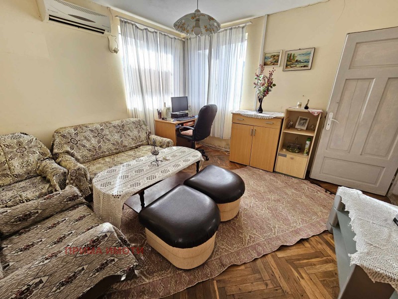 Продава КЪЩА, гр. Варна, Автогара, снимка 12 - Къщи - 48698105