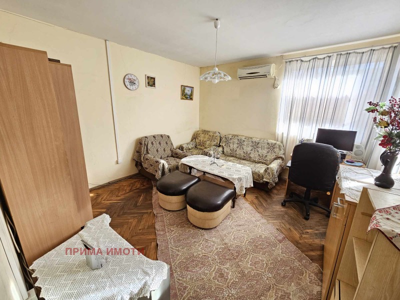 Продава КЪЩА, гр. Варна, Автогара, снимка 1 - Къщи - 48698105