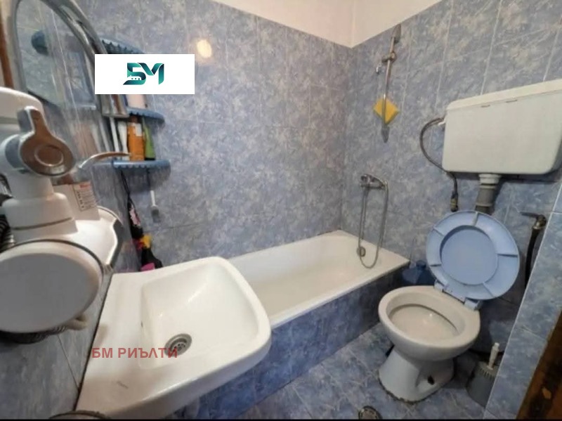 Продава КЪЩА, гр. Дебелец, област Велико Търново, снимка 7 - Къщи - 53367906