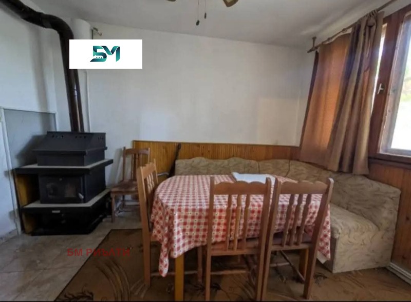 Продава КЪЩА, гр. Дебелец, област Велико Търново, снимка 2 - Къщи - 53367906