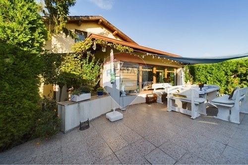 Продава КЪЩА, гр. Варна, м-т Боровец - север, снимка 2 - Къщи - 53703301