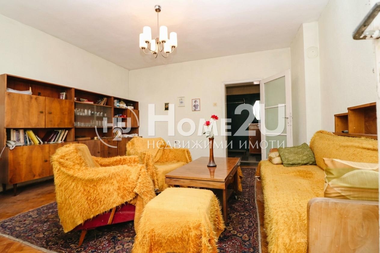 Продава 3-СТАЕН, гр. Пловдив, Кършияка, снимка 2 - Апартаменти - 54669906
