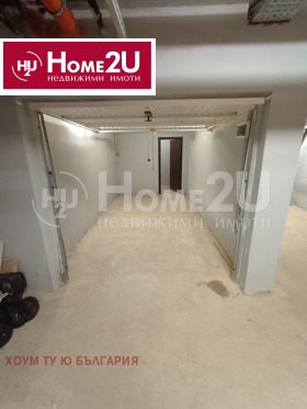 Garage Zona B-5, Sofia