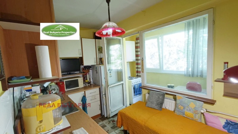 Продава  2-стаен град Русе , Възраждане , 62 кв.м | 67229192 - изображение [2]