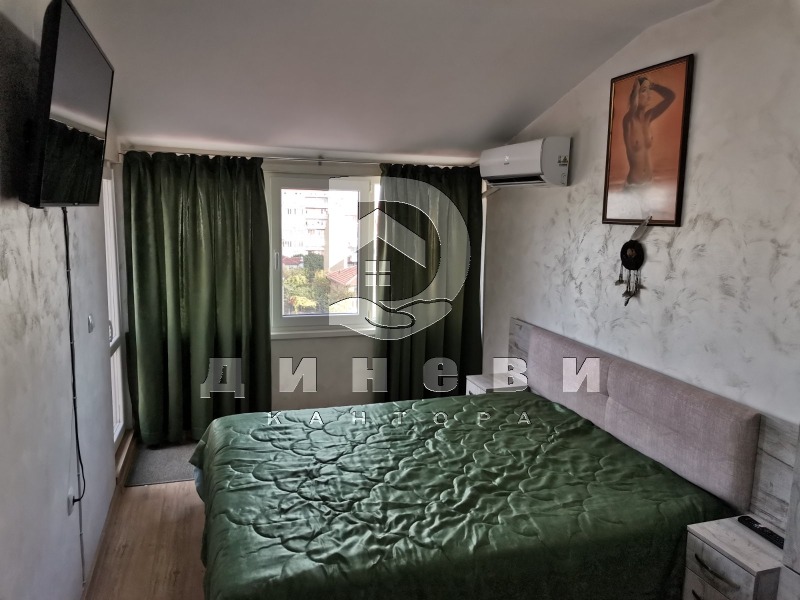 En venta  2 dormitorios Stara Zagora , ORB , 100 metros cuadrados | 79105310 - imagen [4]