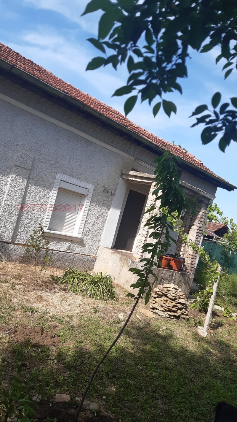 Продава КЪЩА, с. Правда, област Велико Търново, снимка 2 - Къщи - 53133558