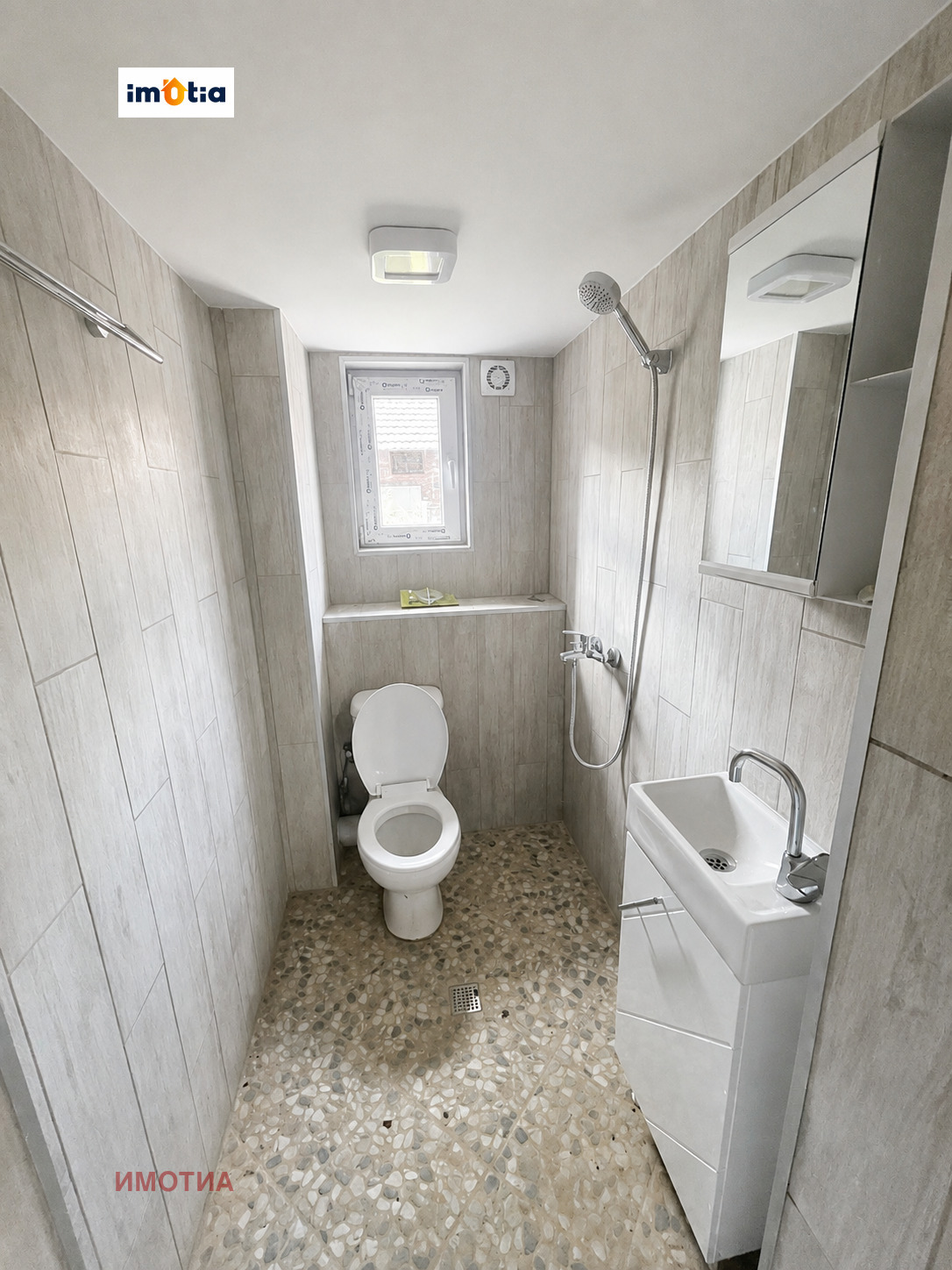 Продава КЪЩА, гр. Априлци, област Ловеч, снимка 12 - Къщи - 52752058