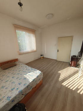 À venda 2 quartos