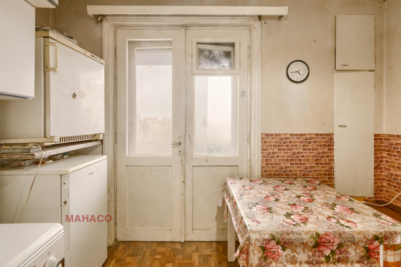 Продава 4-СТАЕН, гр. София, Център, снимка 8 - Апартаменти - 52616349