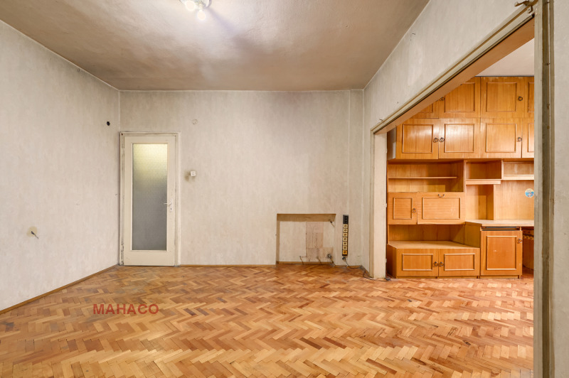 Продава 4-СТАЕН, гр. София, Център, снимка 3 - Апартаменти - 52616349