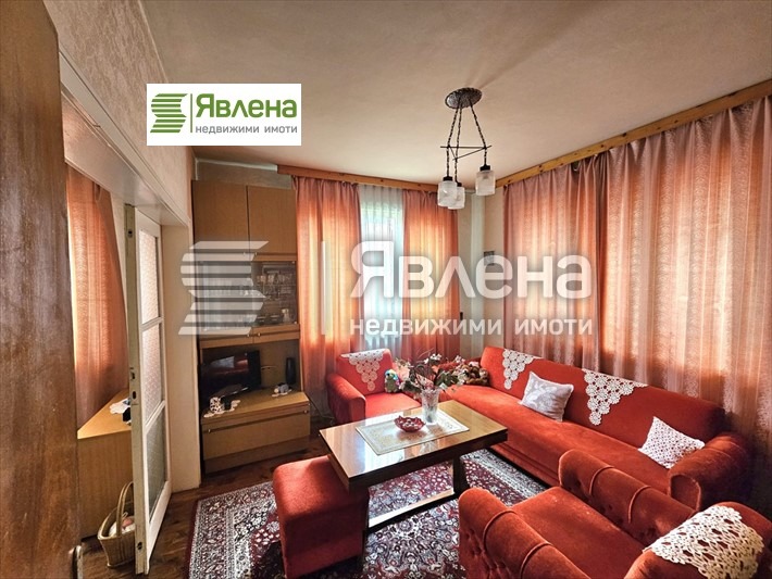 Te koop  Huis Pernik , Klepalo , 142 m² | 75790655 - afbeelding [3]