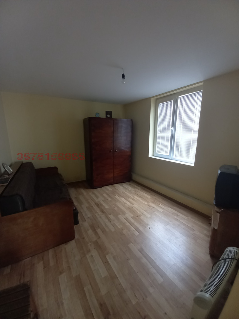 Продава КЪЩА, гр. Габрово, Болта, снимка 2 - Къщи - 52785416