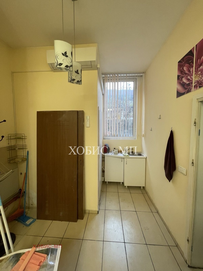 Продава ПРОМ. ПОМЕЩЕНИЕ, гр. Пловдив, Каменица 1, снимка 3 - Производствени сгради - 52849413