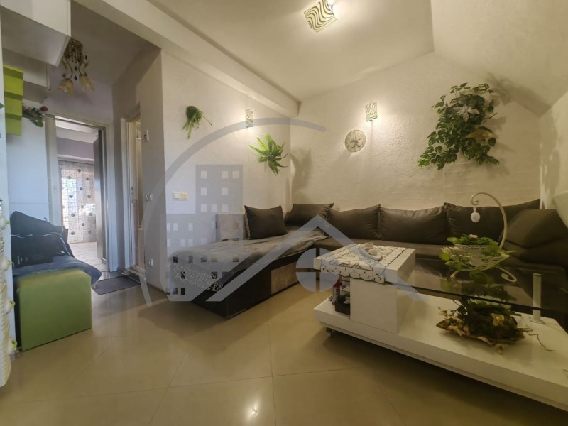 Продава 2-СТАЕН в град Варна, Аспарухово - 60 кв.м / 117 500 € » 229 810.03 лв., СМЕНИ АДРЕСА ЕООД
