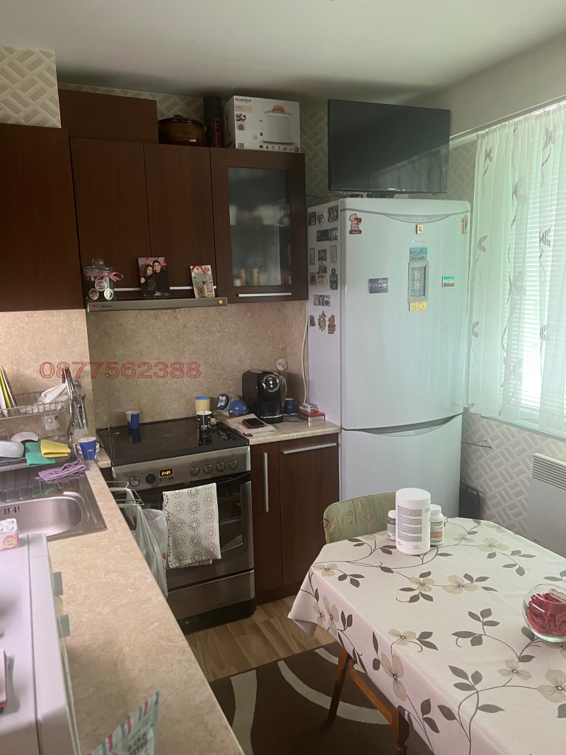 Til salgs  2 soverom region Sofia , Elin Pelin , 78 kvm | 70298881 - bilde [8]