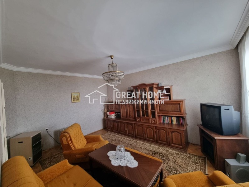 Продава 4-СТАЕН, гр. Търговище, Център, снимка 3 - Апартаменти - 53173998