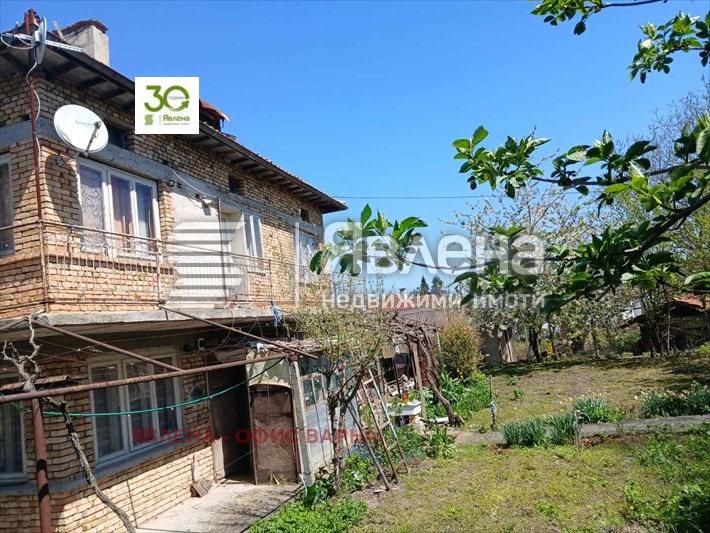 Продава КЪЩА, с. Искър, област Варна, снимка 2 - Къщи - 55004116