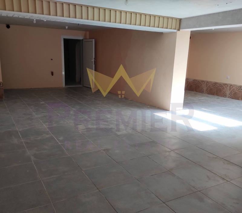 In vendita  Negozio Varna , Kolhozen pazar , 108 mq | 13225583 - Immagine [4]