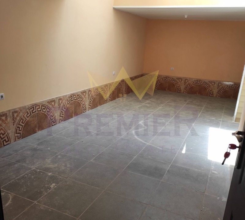 In vendita  Negozio Varna , Kolhozen pazar , 108 mq | 13225583 - Immagine [7]