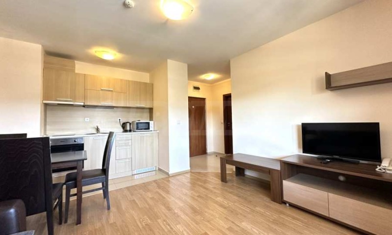 Продава 2-СТАЕН в област Благоевград, гр. Разлог - 50 кв.м / 54 000 € » 105 614.82 лв., СУПРИММО ОФИСИ В СТРАНАТА