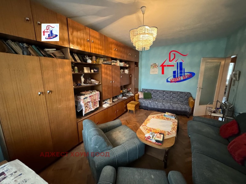 Na sprzedaż  1 sypialnia Szumen , Centar , 62 mkw | 10436942 - obraz [2]