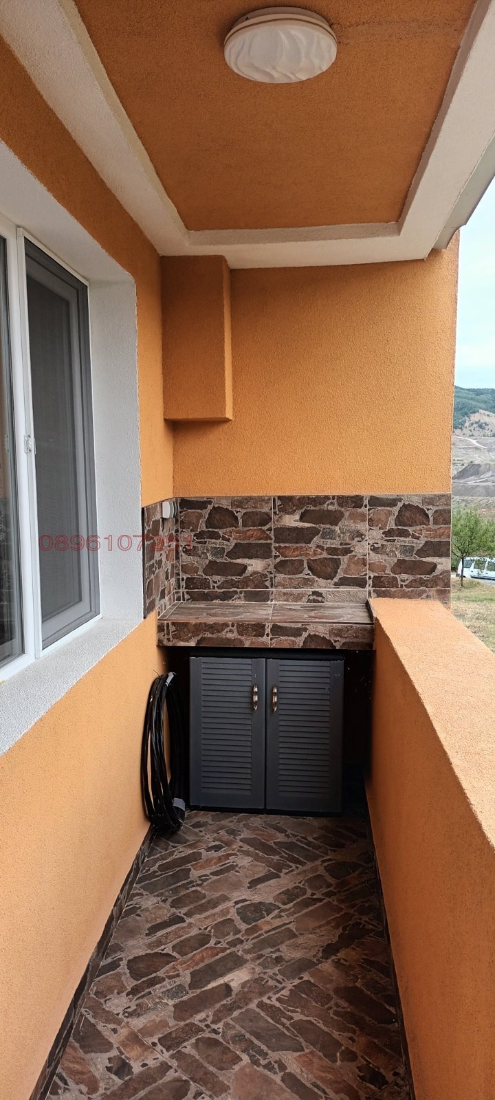 Продава 3-СТАЕН, гр. Бобов дол, област Кюстендил, снимка 3 - Апартаменти - 52785093