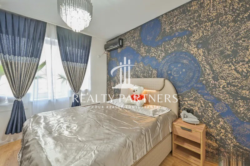 Продава 3-СТАЕН, гр. Перник, Рено, снимка 2 - Апартаменти - 52726998