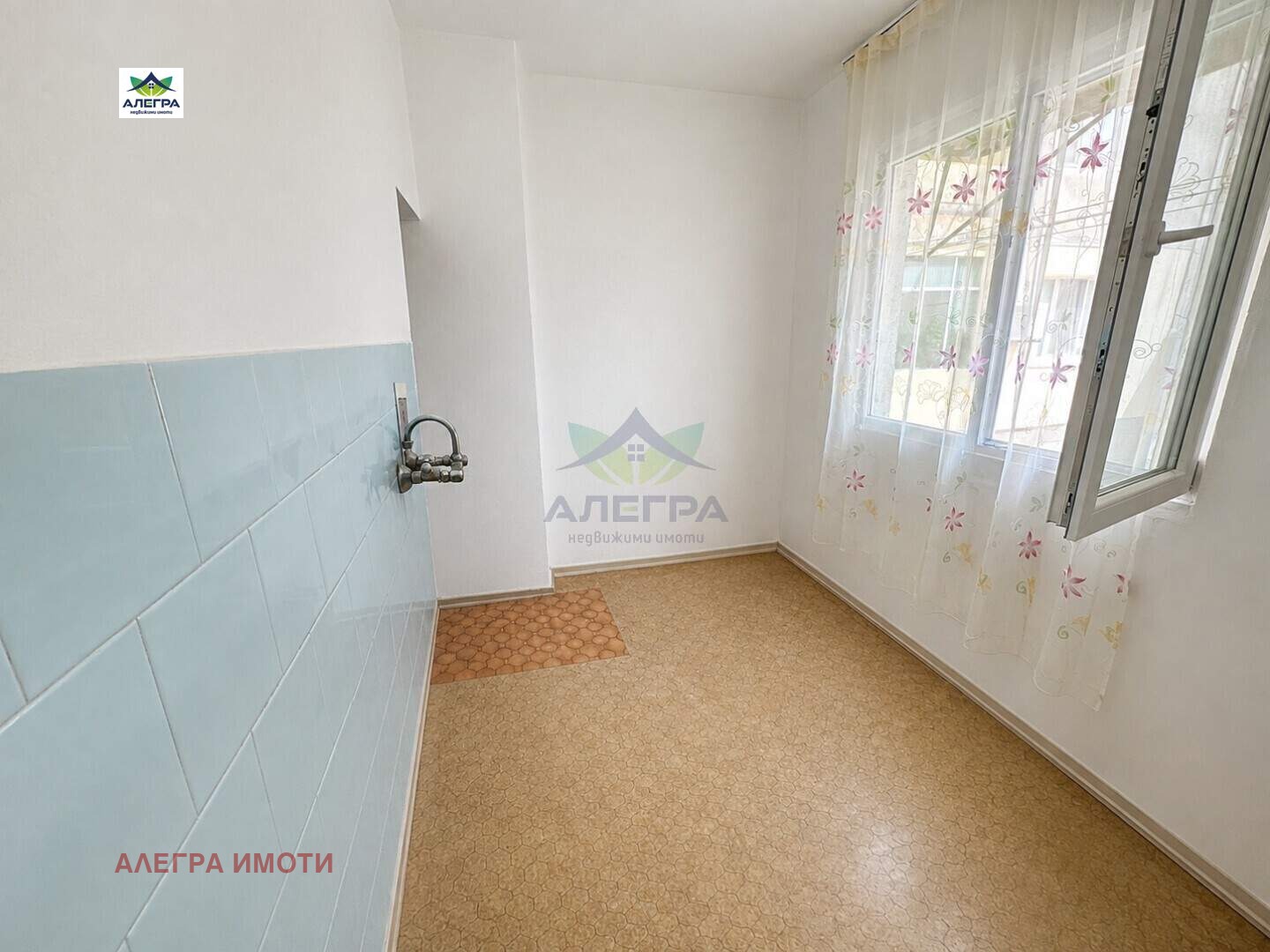 Продава 1-СТАЕН, гр. Пазарджик, Запад, снимка 2 - Апартаменти - 55816580
