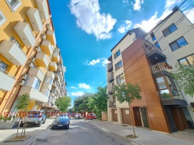 Продаја 2 спаваће собе