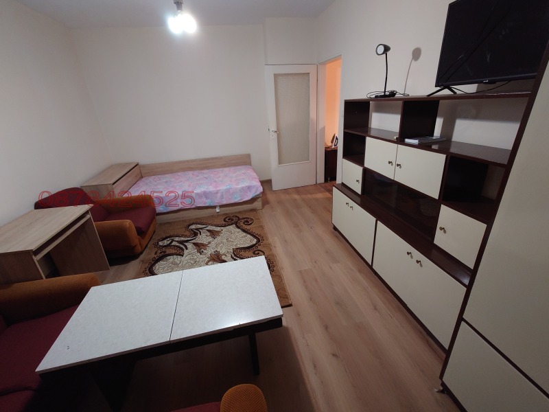 Myytävänä  Studio Pleven , Idealen tsentar , 45 neliömetriä | 73595649 - kuva [7]