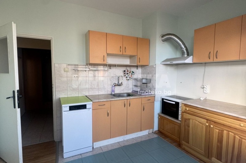 Продава 1-СТАЕН, гр. Пловдив, Кючук Париж, снимка 3 - Апартаменти - 53101042