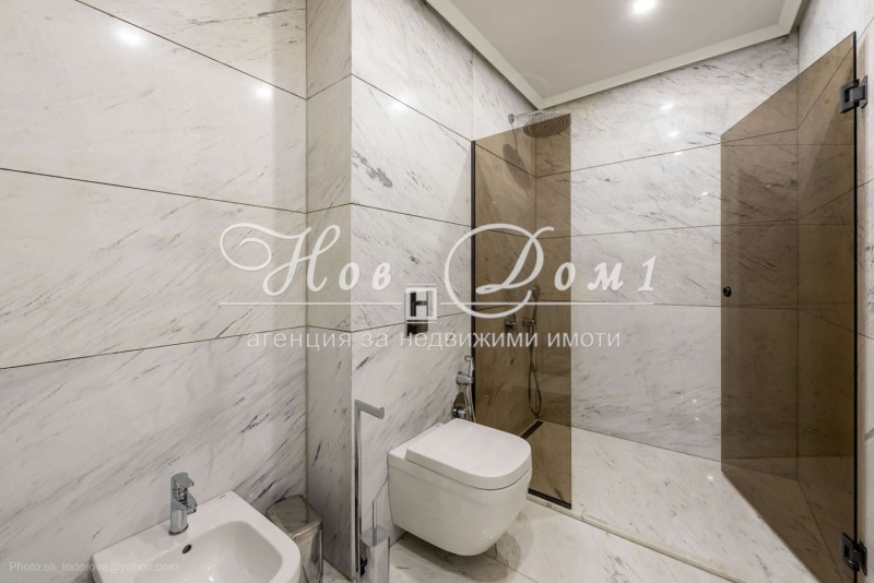 Te koop  2 slaapkamers Varna , k.k. Slantsjev den , 193 m² | 12282720 - afbeelding [9]