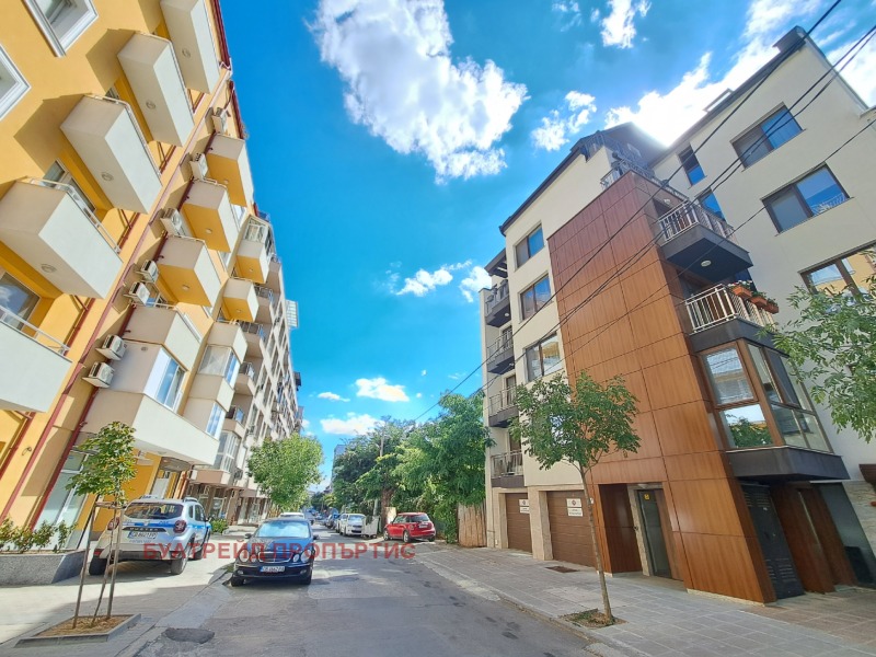 Satılık  2 yatak odası Sofia , Banişora , 93 metrekare | 51250926