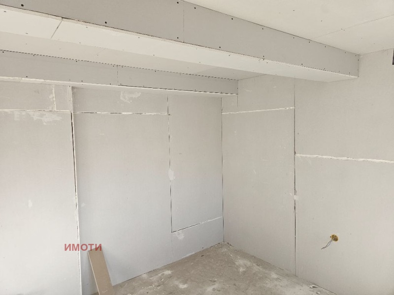 Продава КЪЩА, с. Караполци, област София област, снимка 4 - Къщи - 52883855