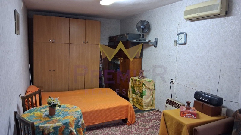 Продава КЪЩА, с. Калиманци, област Варна, снимка 9 - Къщи - 52928391