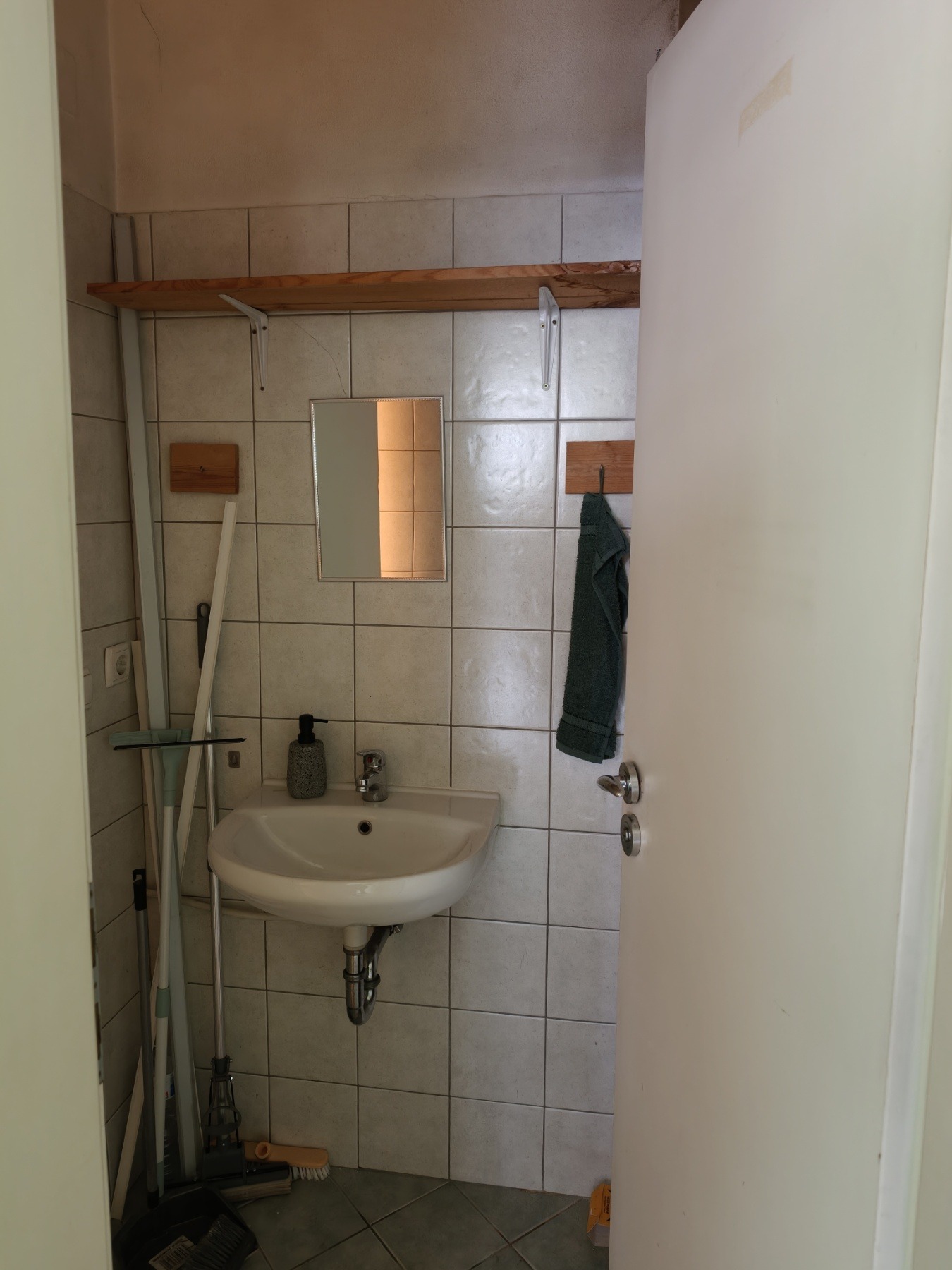 Продава МАГАЗИН, гр. София, Борово, снимка 2 - Магазини - 54167700