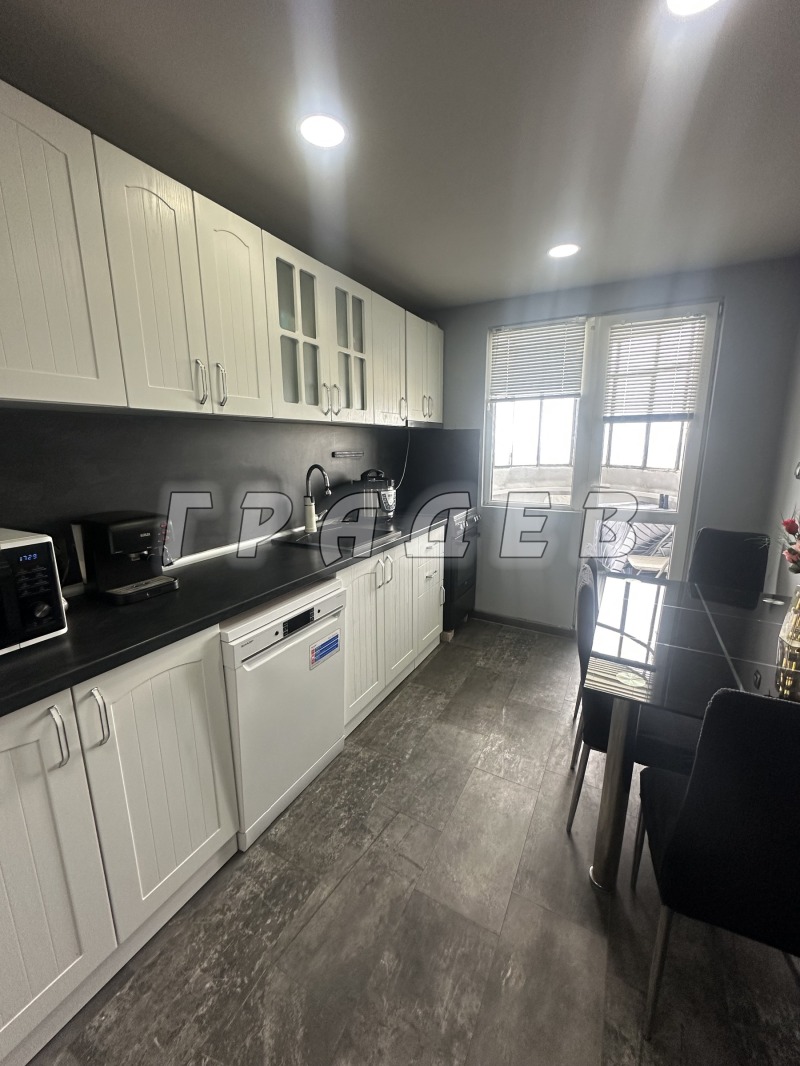 Продава  3-стаен град Русе , Дружба 3 , 88 кв.м | 67358762 - изображение [4]