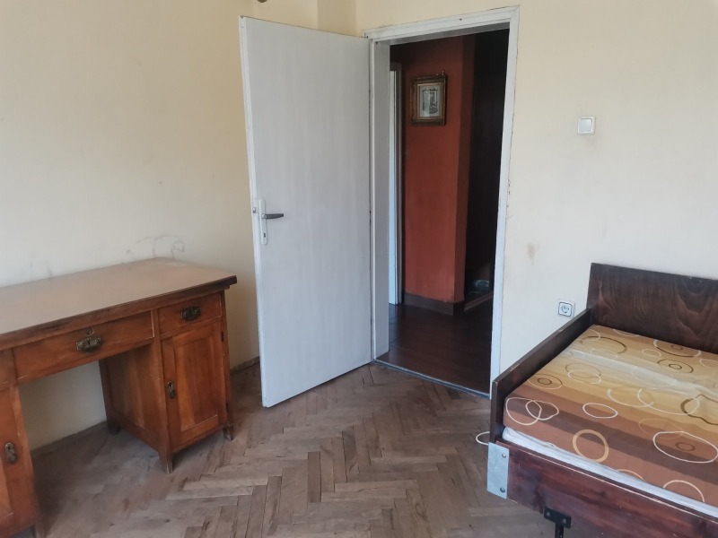 Продава  3-стаен област София , гр. Своге , 85 кв.м | 83607849 - изображение [4]