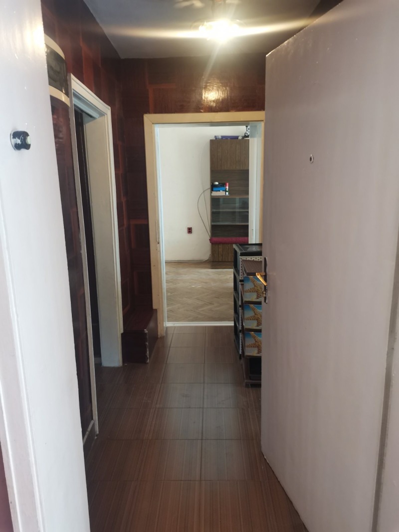 Продава  3-стаен област София , гр. Своге , 85 кв.м | 83607849 - изображение [8]