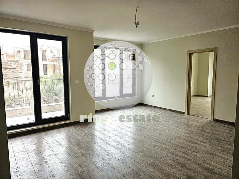 Eladó  2 hálószobás Plovdiv , Centar , 98 négyzetméter | 52879800 - kép [5]