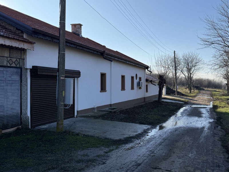 Продава КЪЩА, с. Ново село, област Велико Търново, снимка 15 - Къщи - 53464016