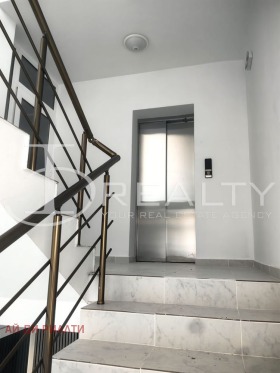������� 3-����� | Imot.bg � ����� ������ 12