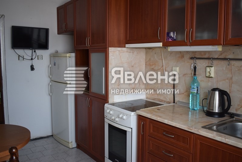 Продава 3-СТАЕН, гр. Бургас, Център, снимка 2 - Апартаменти - 53687765
