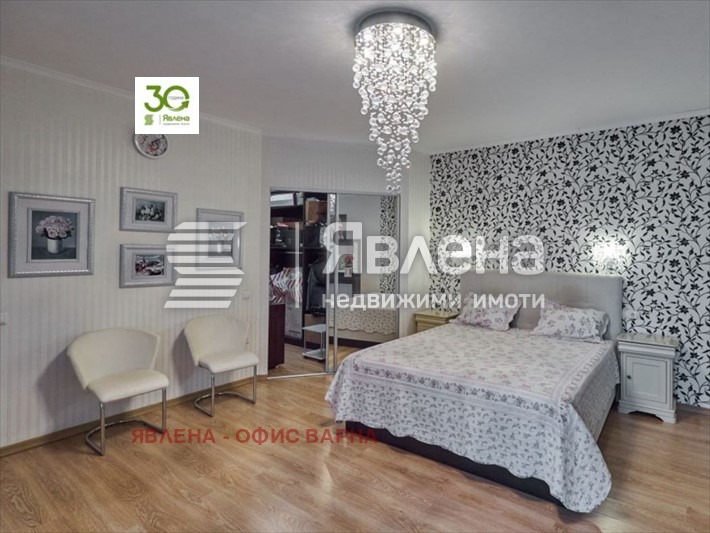 Продава 4-СТАЕН, гр. Варна, Бриз, снимка 2 - Aпартаменти - 49578949