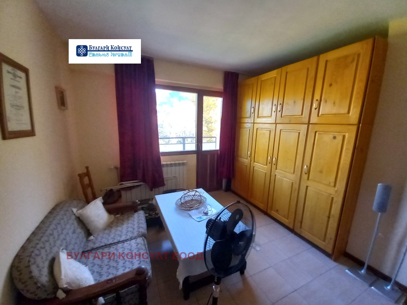 Продава 4-СТАЕН, гр. Кюстендил, Осогово, снимка 12 - Апартаменти - 52652055